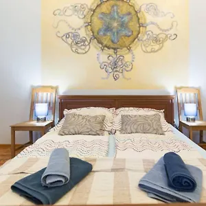 https://the-quiet-blue-home-in-the-city-center.krakowhotelspoland.com